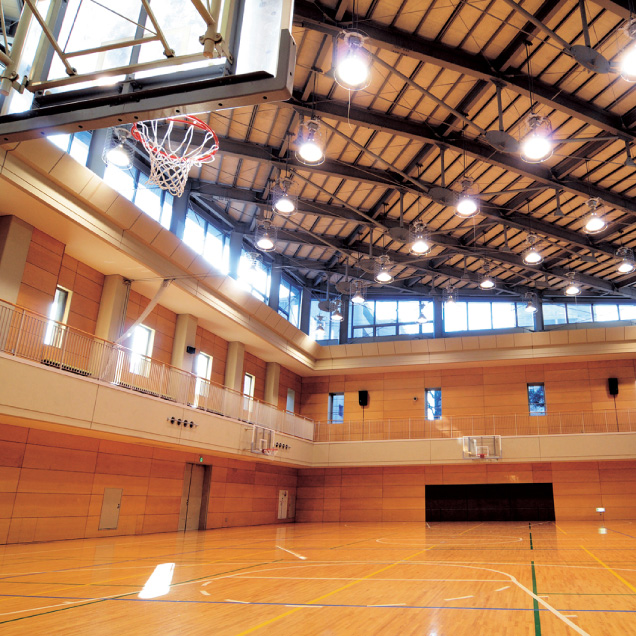 ウエストアリーナ